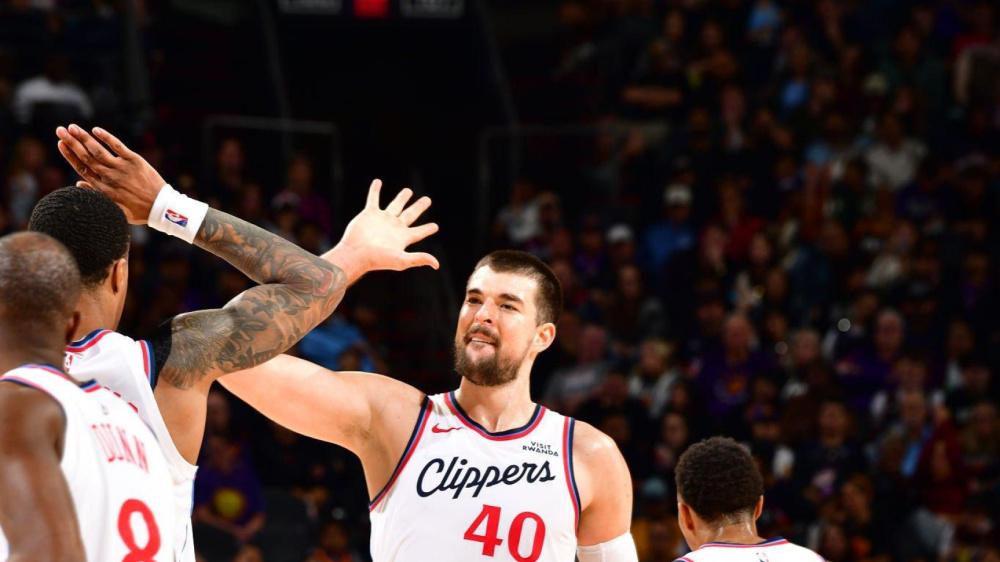 快船升至西部第9！哈登缺席无碍5人上双大胜 近21战17胜继续北伐