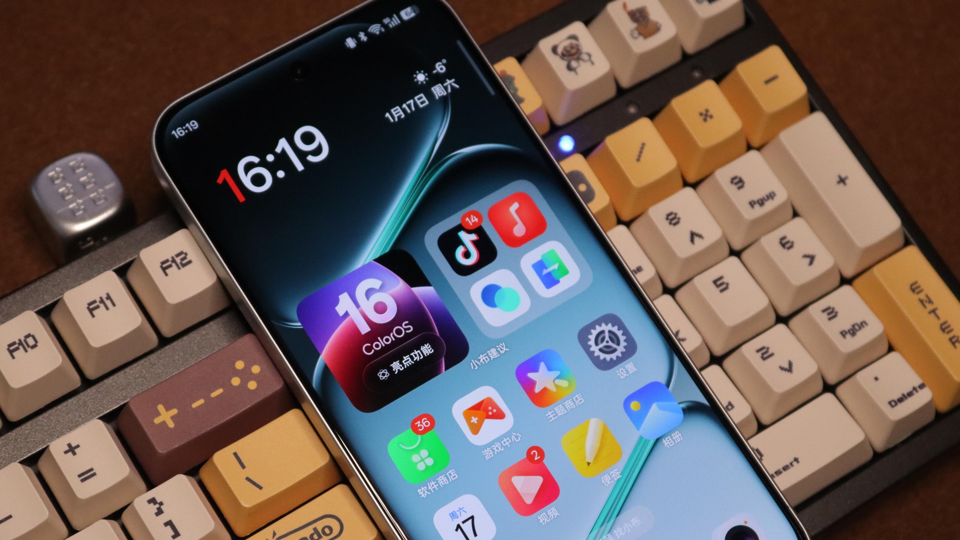 更适合钓鱼佬的手机？165Hz高刷+9000毫安时电池，入手只要两千元