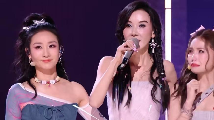 《乘风2026》一公争议多：孙怡爆哭，赵子琪硬刚，李小冉跑调，萧蔷撂狠话……