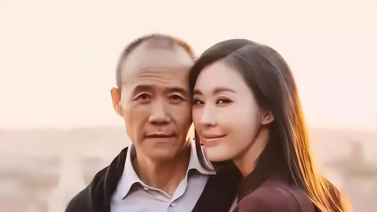 王石在老夫少妻中的落魄，给了所有普通人一个重要的警醒