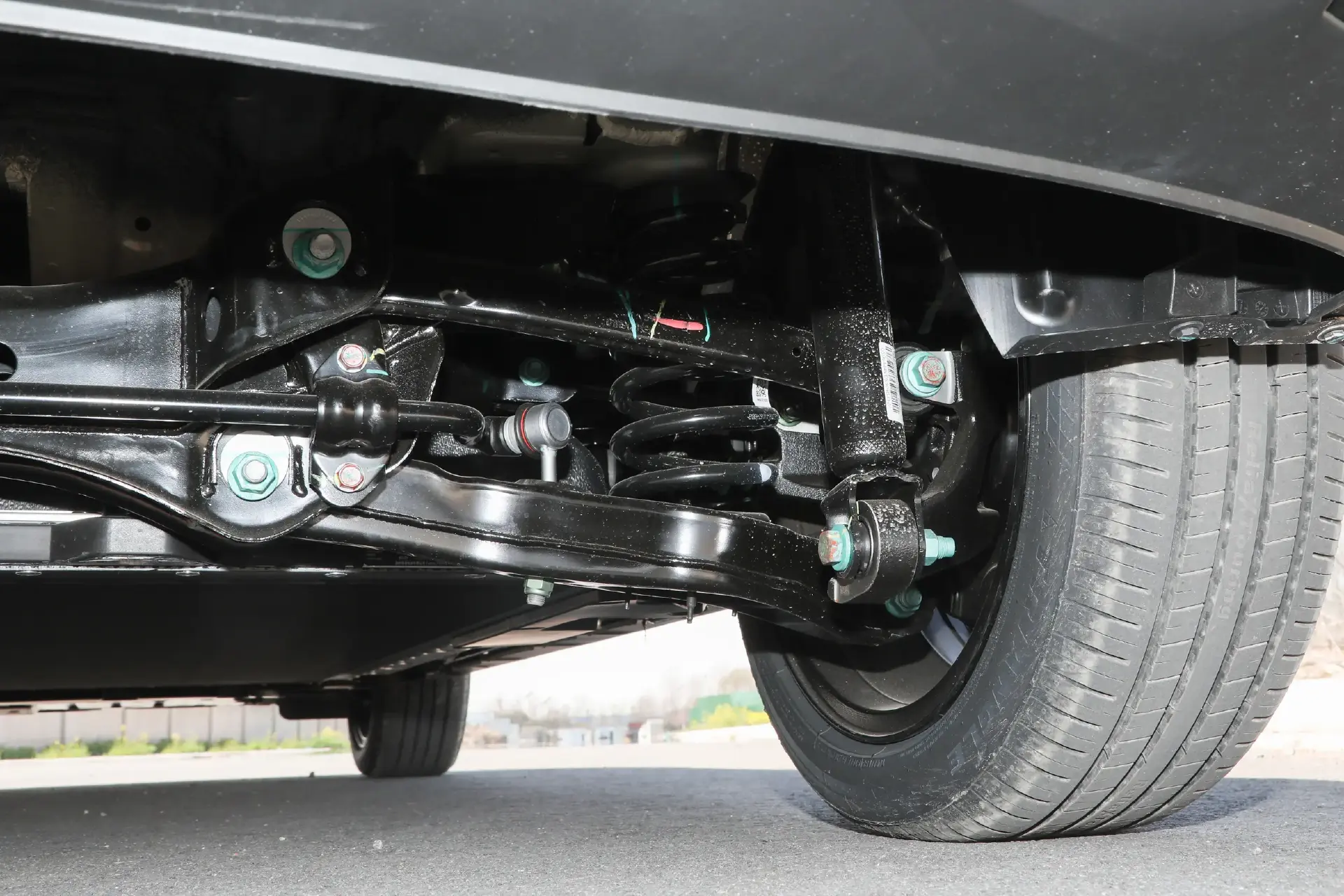 10万级通勤神器盘点：400km+续航、15.6英寸大屏，都用上端到端辅助驾驶了？