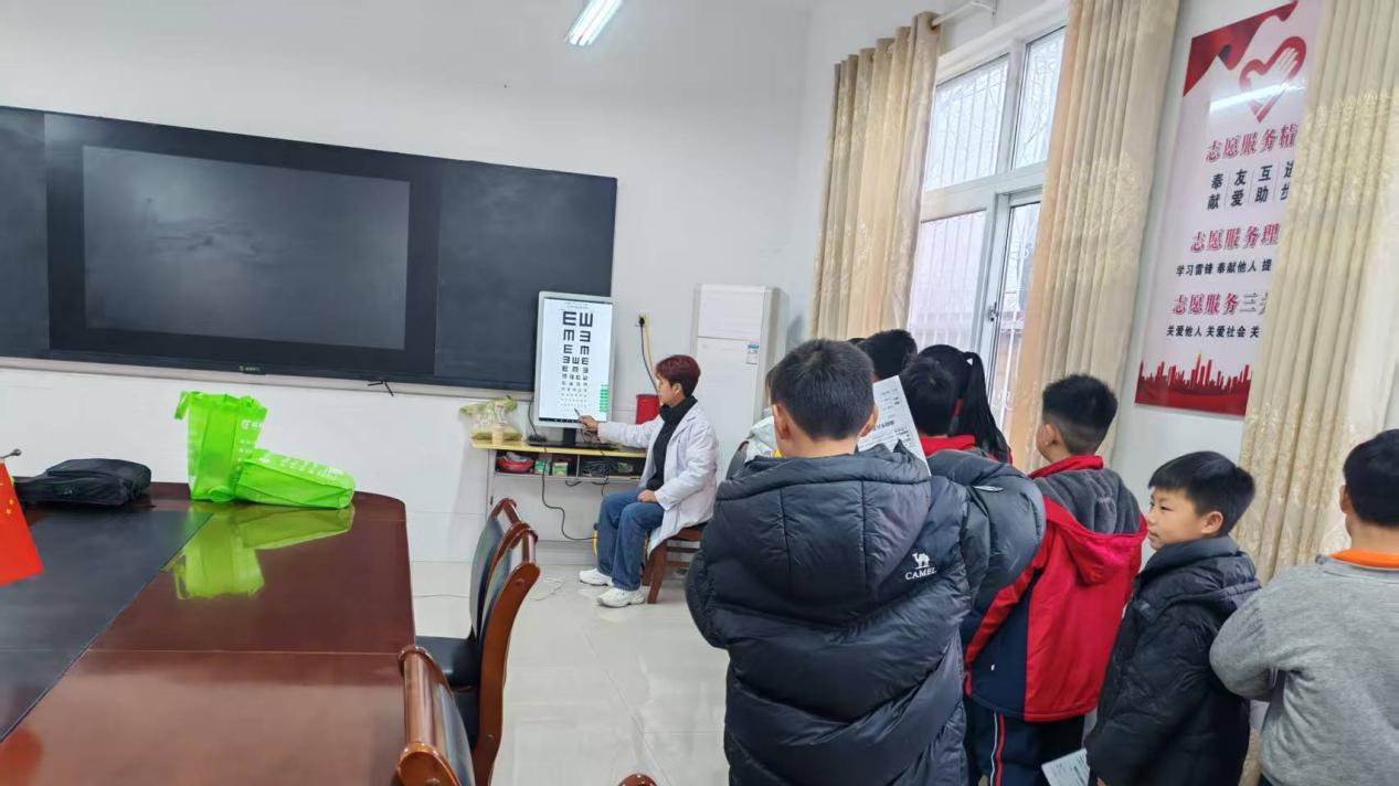 南阳市夏营小学：科学护眼  守护“睛”彩