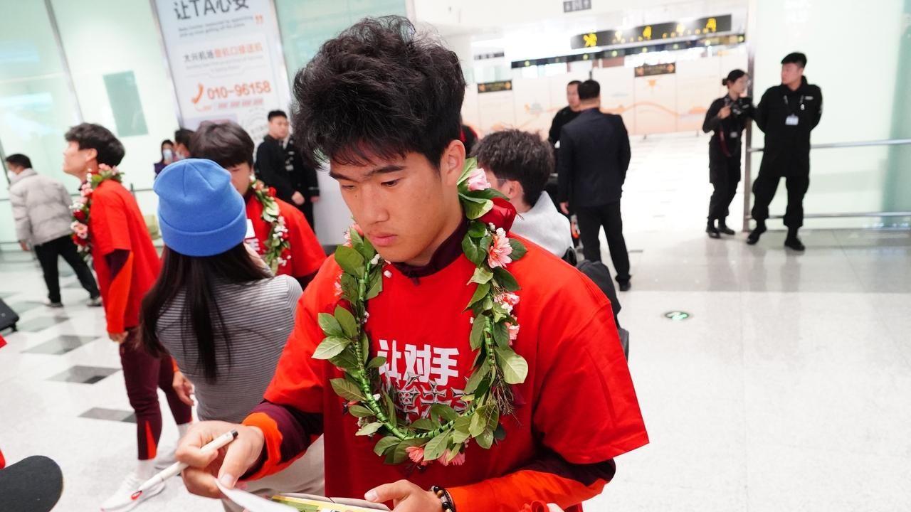 彭啸刚在青年亚洲杯冒头，就要离开鲁能另攀高枝？上港已正式报价