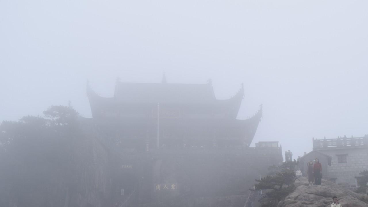 生活篇章：闯红灯的糟老头子