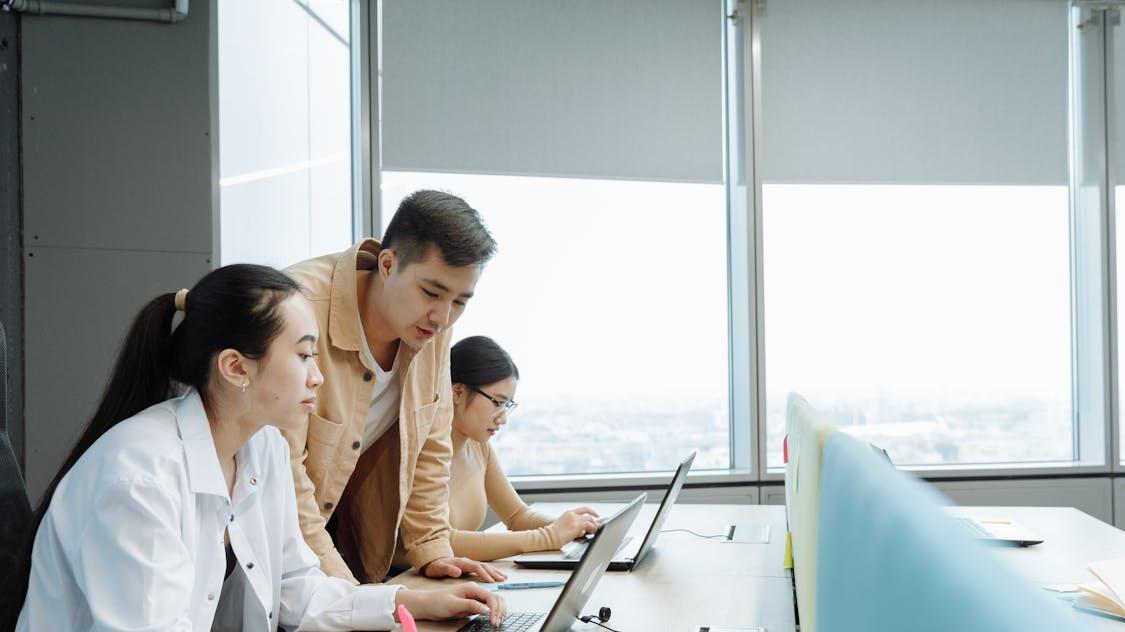 错误处理（Error Handling）的艺术：为什么这是区分 Senior 与 Junior 的第