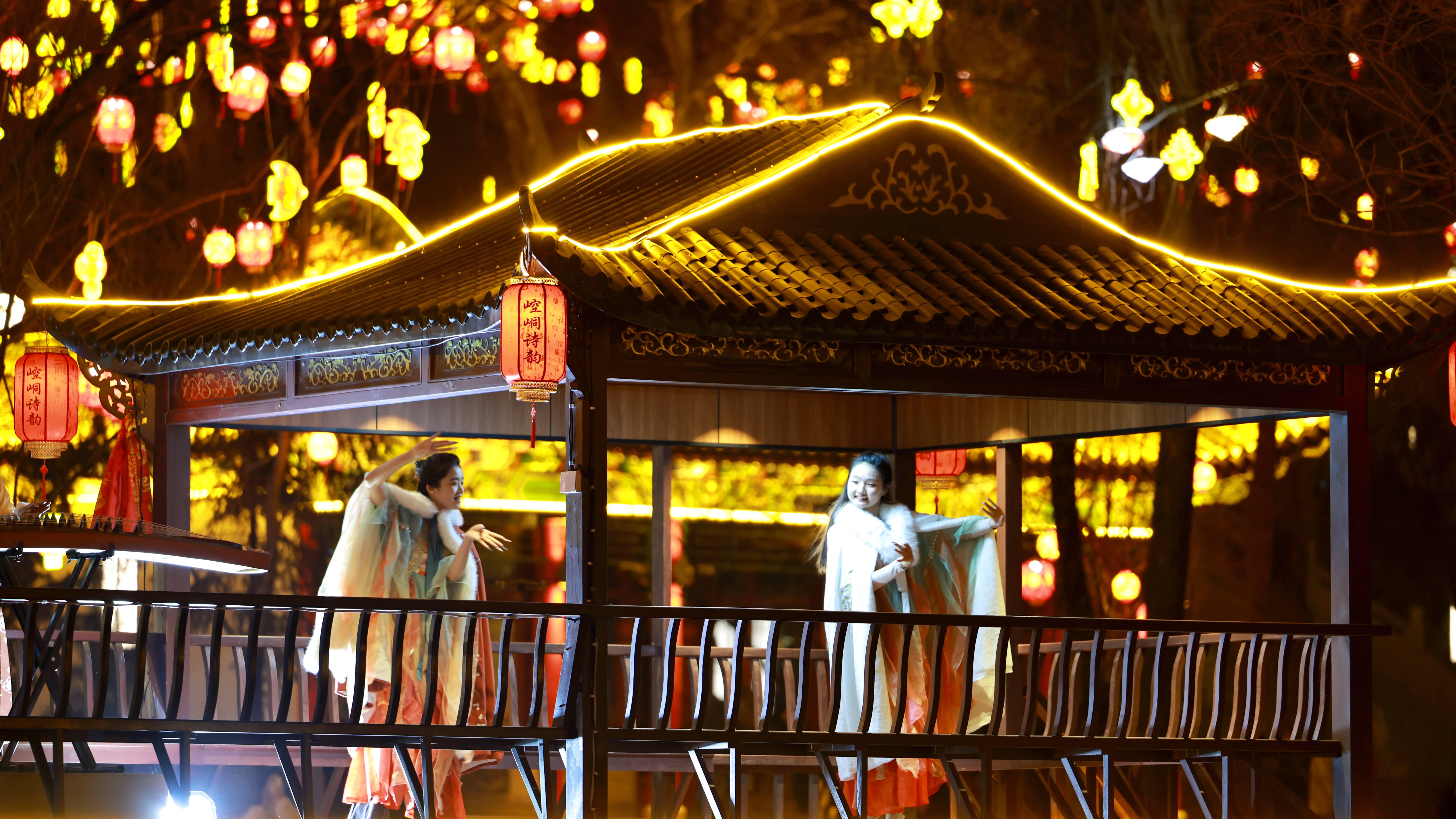 崆峒区：柳湖古韵融国潮 崆峒年味醉游人