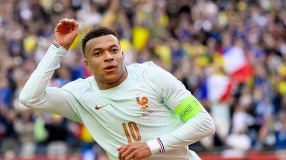 世界杯16强出炉，亚洲球队全出局，下轮对阵揭晓，两队成夺冠热门