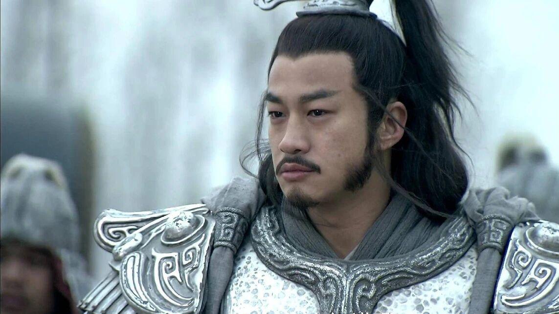 韩信到死都没明白：他唯一的活路，是让项羽活着