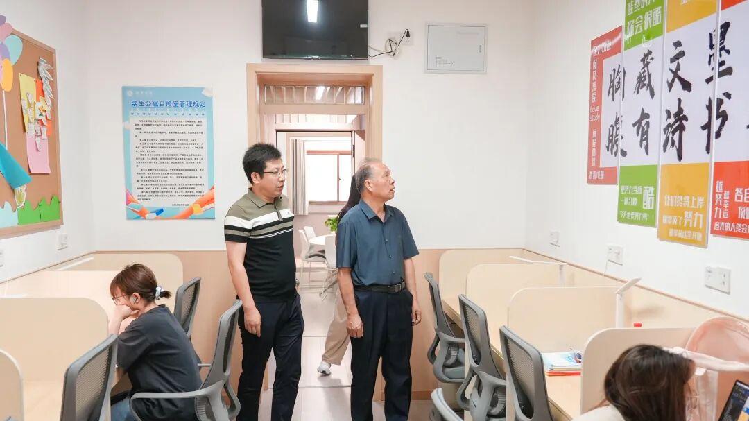 执笔守正明心路 修身笃行启芳华—刘建武大校到西京学院开展交流讲学活动