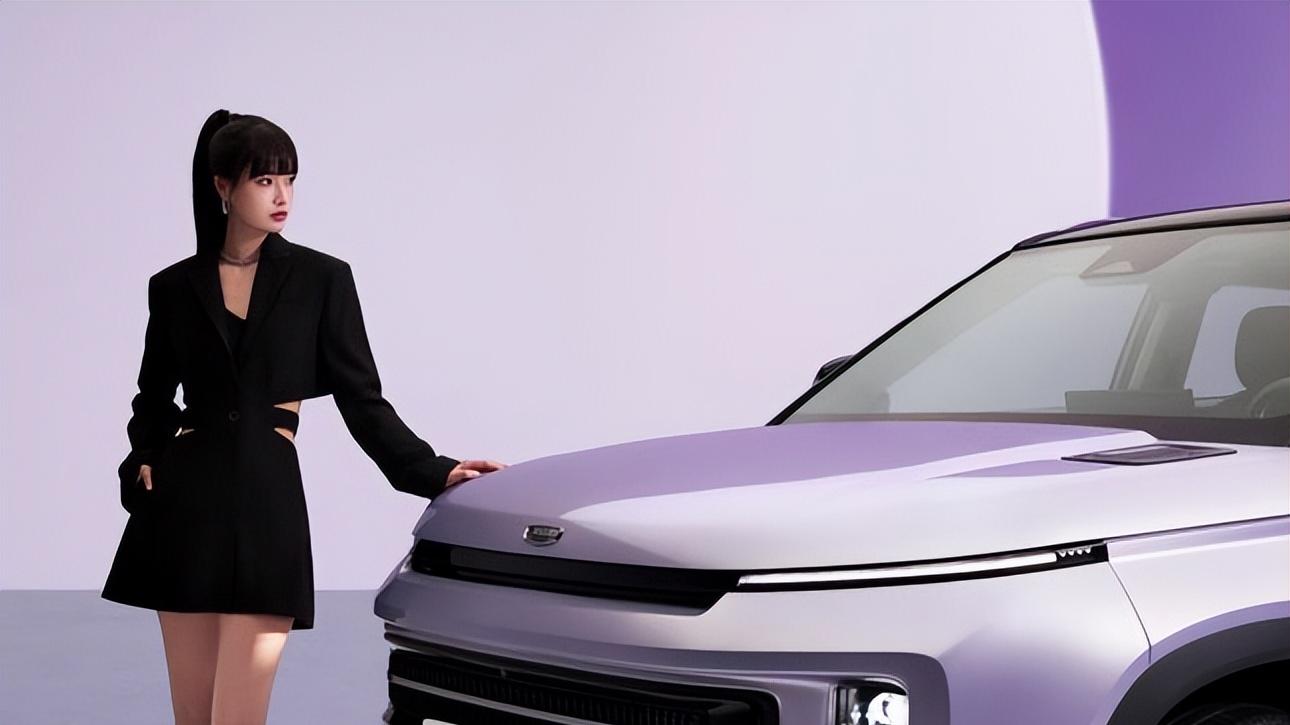 一抹心动紫出圈，ICON巧克力心动紫拿捏都市时尚