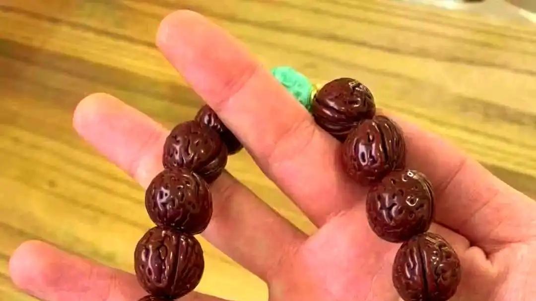 桃核“三年了没变色我该怎么办？”继续盘还是放弃这是个问题！