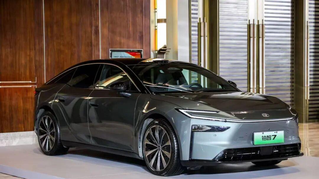 广丰爆款方法论形成：19万的铂智7配鸿蒙座舱+激光雷达+空悬