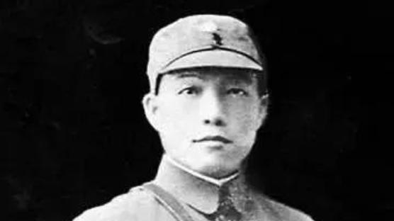 他功绩赫赫，一生忠于国家，晚年时为何与夫人一同被枪决？