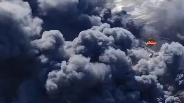 泽连斯基春季攻势启动？6000架无人机夜间蒸发，美俄12万亿协议被揭露