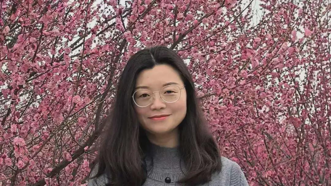 信阳市一中名班主任冯琦老师：以爱为桨 润心护航