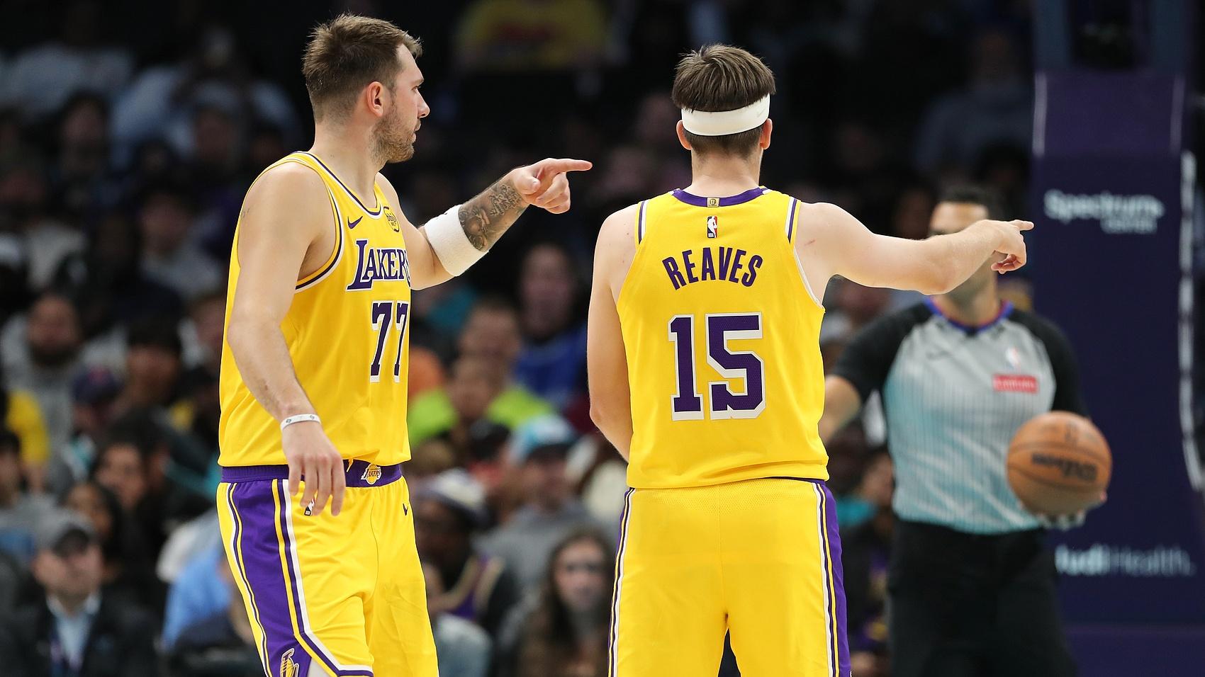 尼克斯破湖人：卢卡的负担，尼克斯的氛围