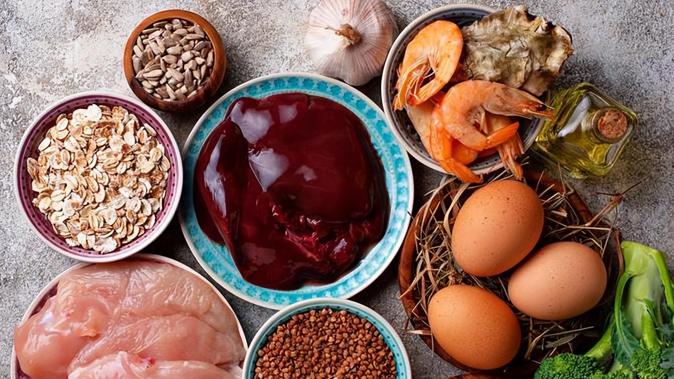 总是喊累、怕冷、记不住事？缺铁正偷走你的活力，很多人没当回事