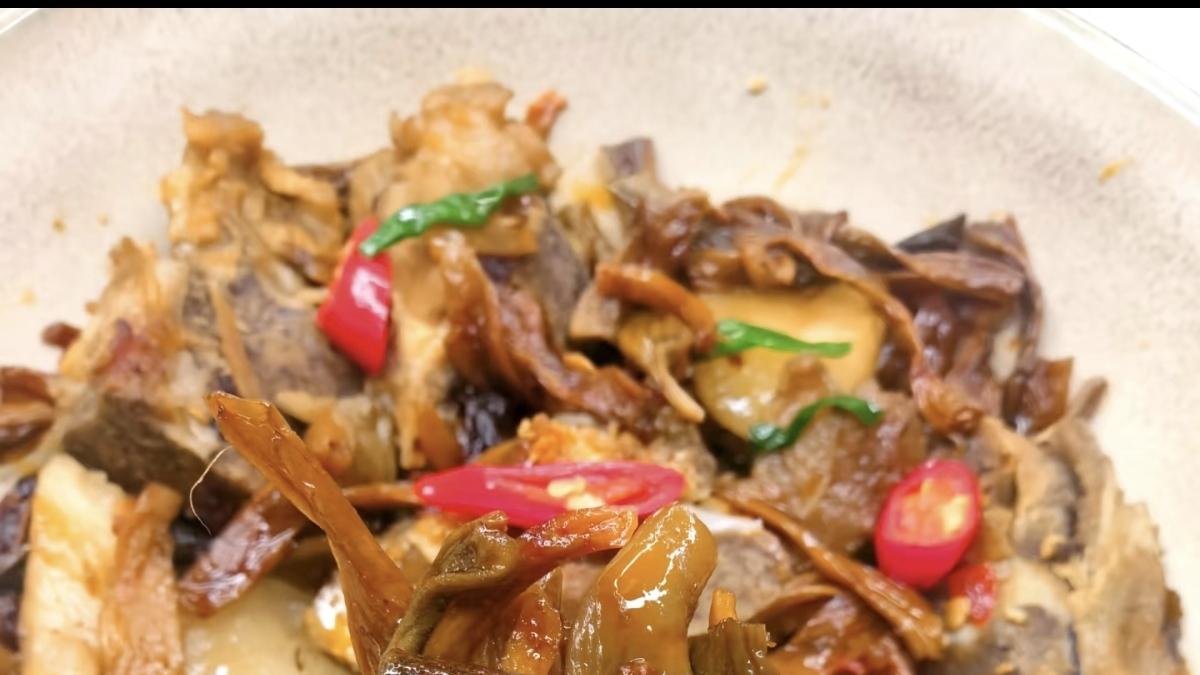 干香软烂，一口入魂的香辣干豆角蒸排骨