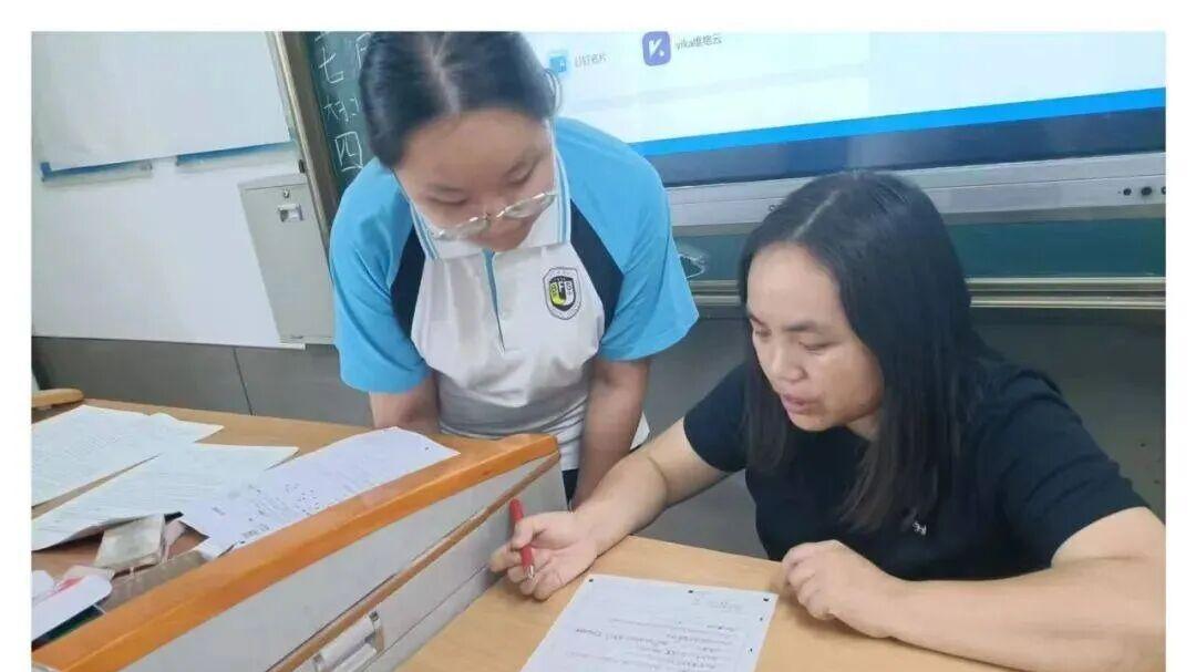 强化规范答题训练，聚力期末提质增效