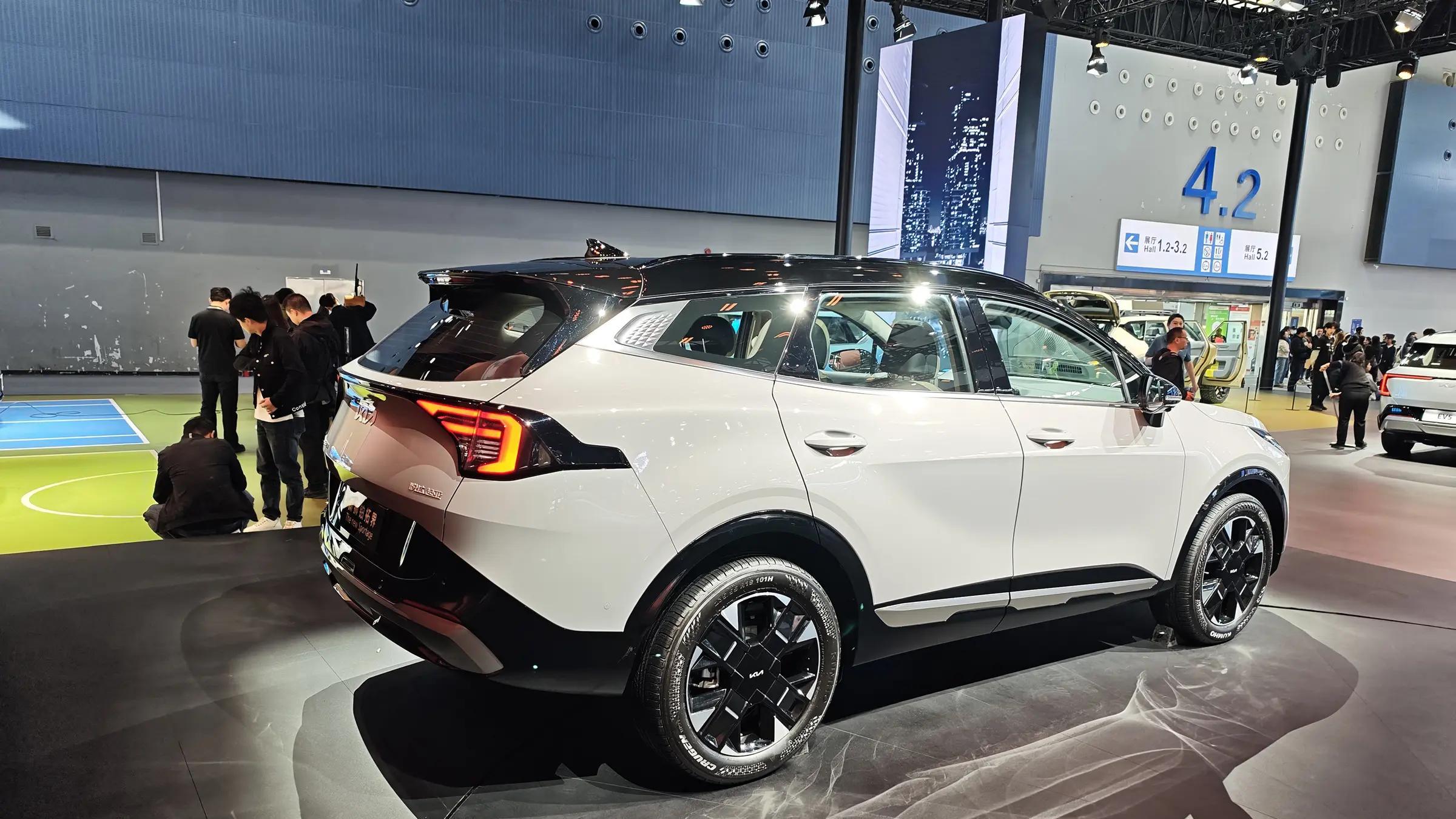 起亚的“救命稻草”！新款起亚狮铂拓界上市，限时10.99万起