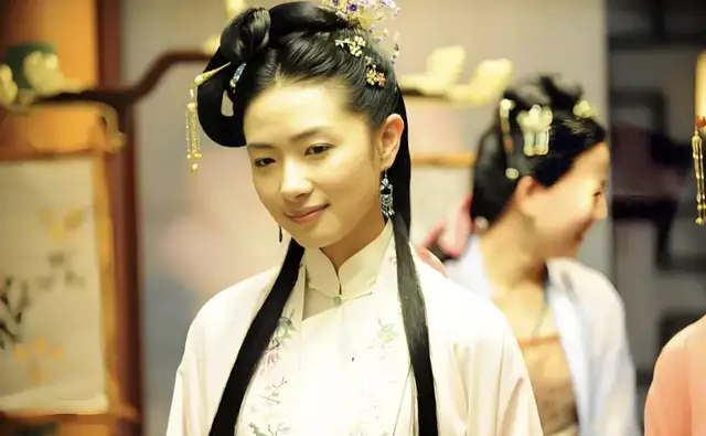 “多情自古空余恨”，你能正确接上吗？其实下半句也很经典