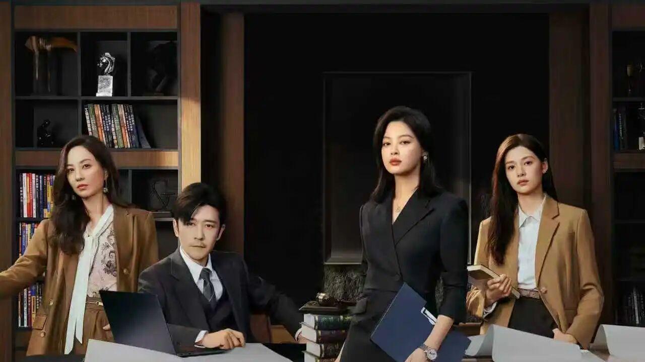 ab被贴脸开大？辛芷蕾新剧扑了？马思纯新电影、王楚然Dior代言、熟瓜汇总