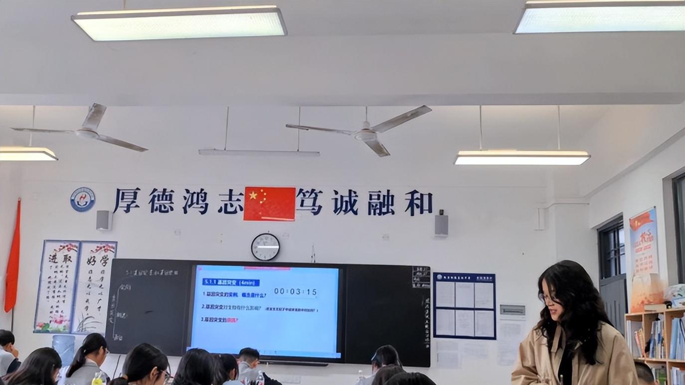 花重金补课到初中就失效了，高考难题才是对寒门最公平的隐形保护