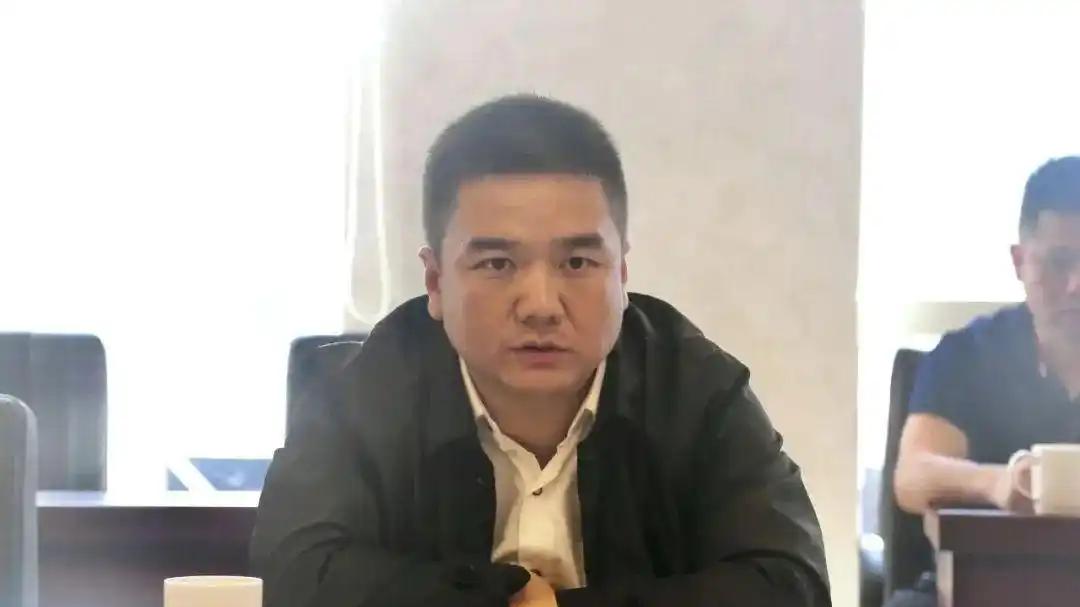 “网红”官员，被免职六天后被查
