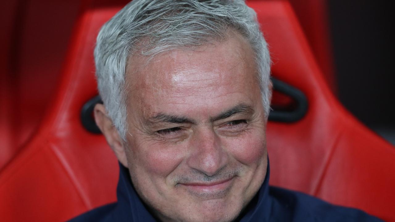 随着63岁穆帅率队3-0，葡萄牙体育3-0，葡超最新积分榜出炉