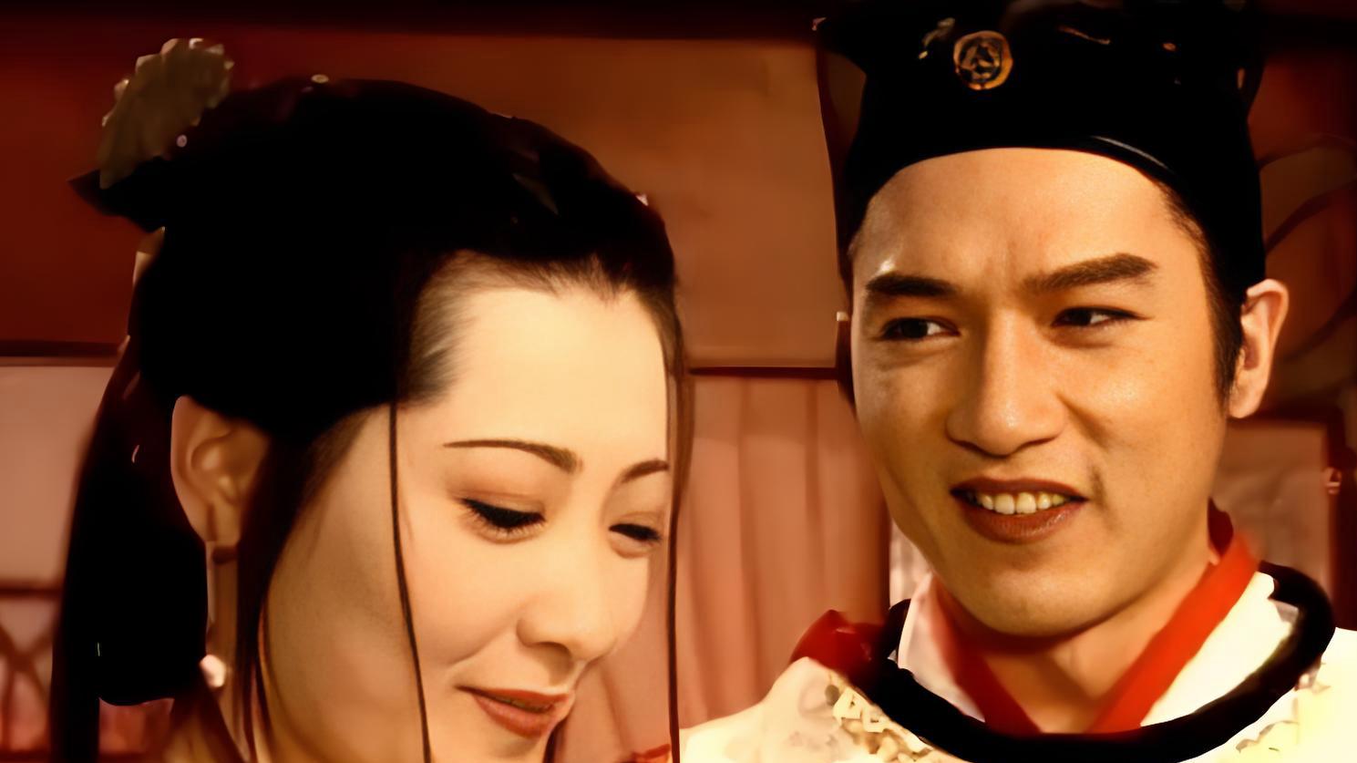 “风月片”教后杨思敏，男星对其赞不绝口，正面魅惑背面风情万种