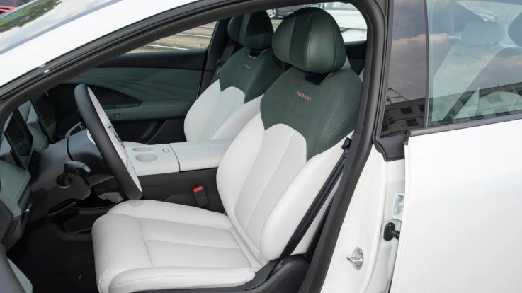 合资“认真做电车”？11万起配“云朵座椅”，日产N7这么选才正确