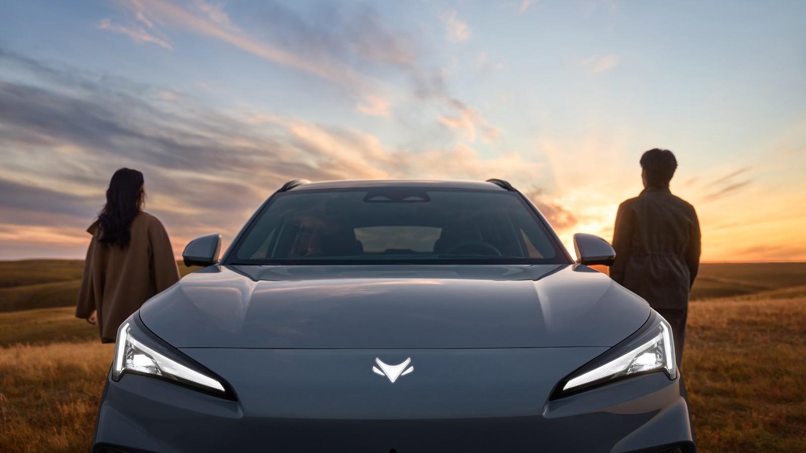 极狐全新阿尔法T5：一箱油+一块电，跨省自驾说走就走！