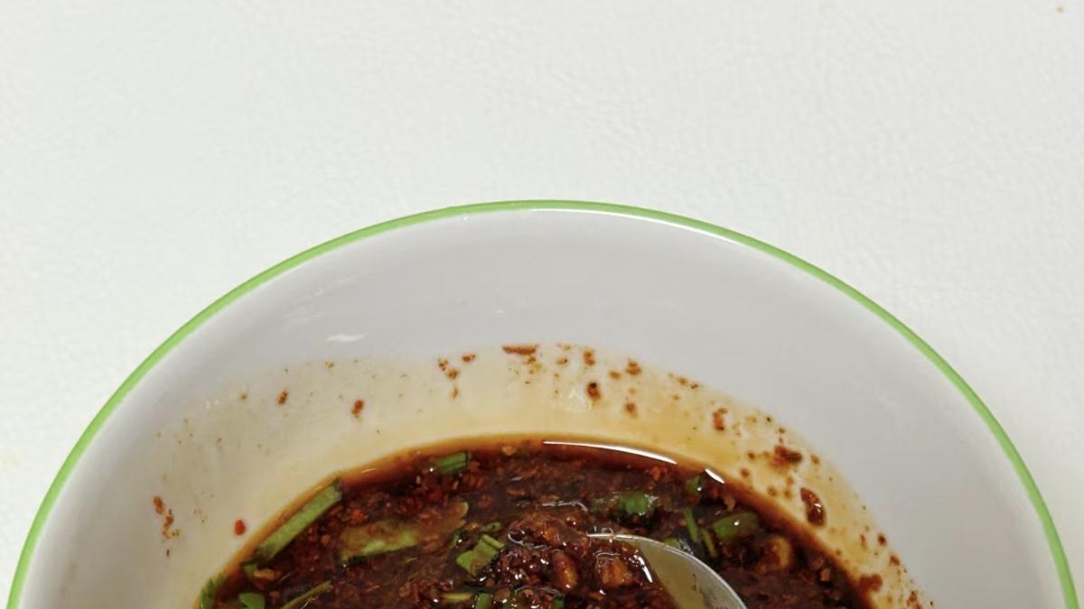 清爽与力量的邂逅：低卡高蛋白的鸡胸肉拌黄瓜