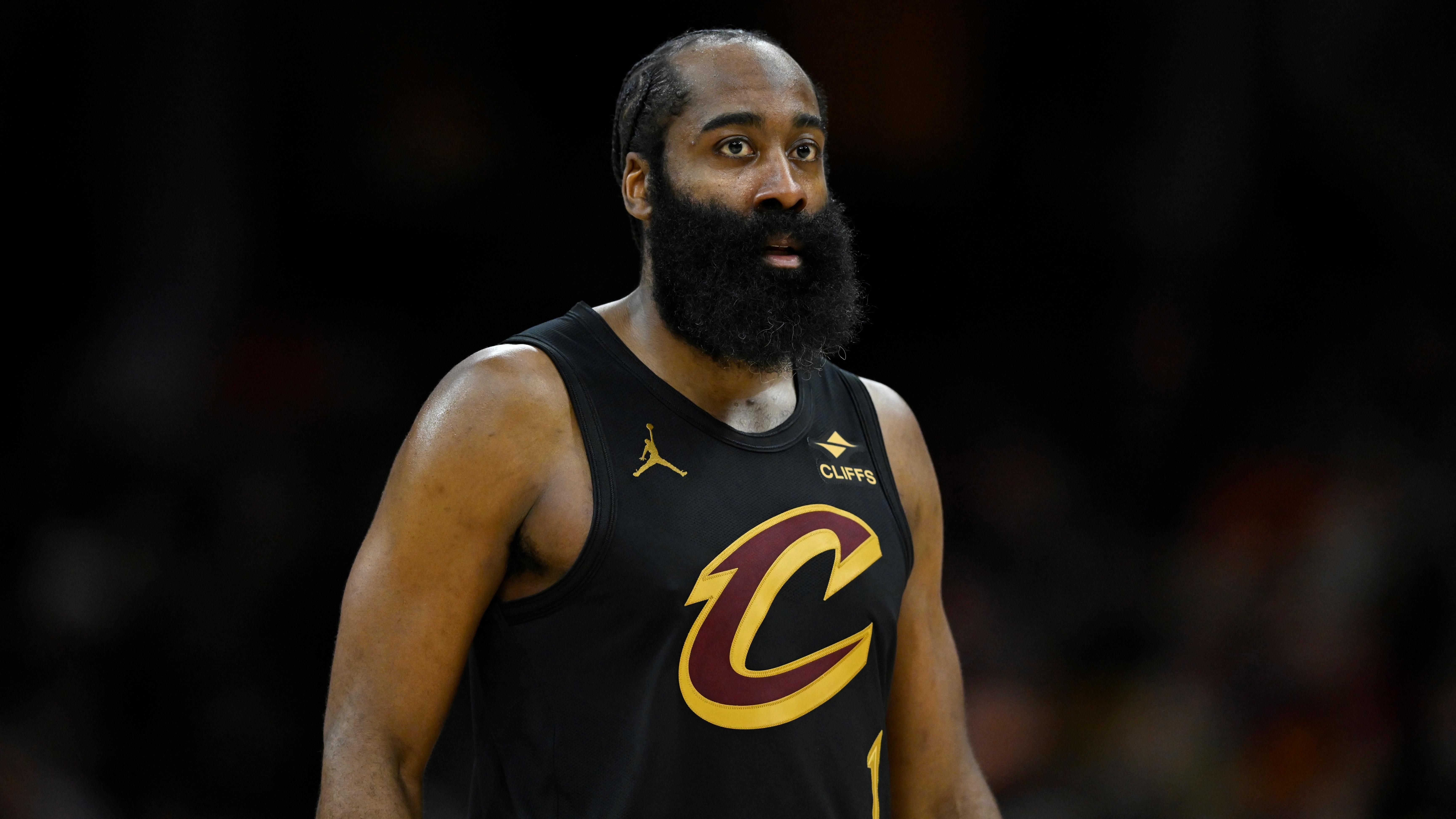 米切尔失准，但骑士有哈登