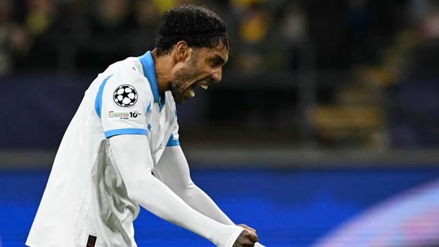 欧冠：马赛vs利物浦，斯洛特表示“我非常高兴看到萨拉赫回归”