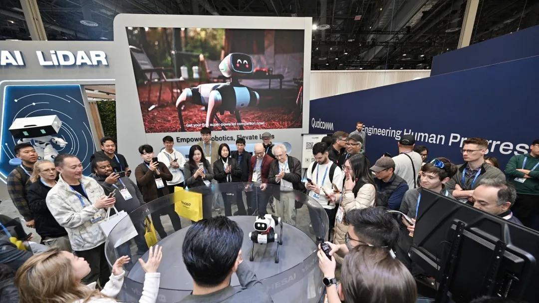 Vbot超级机器狗卖了6540台，家庭消费级具身智能时代正在到来