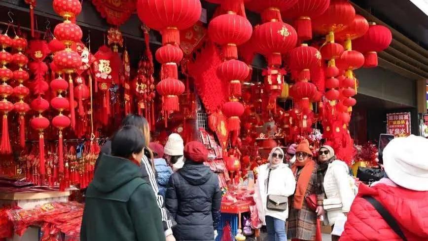 「今年春节最“卷”的居然是AI！」“30亿奶茶钱背后，阿里在下怎样一盘大棋？”