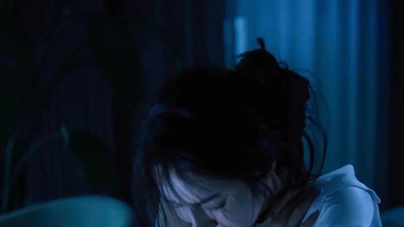 婆婆不敲门进卧室, 引发儿媳崩溃大哭？婆媳相处真是世界级难题