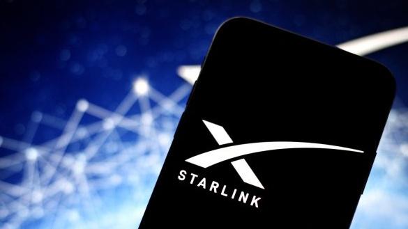 马斯克设想从月球电磁弹射AI卫星