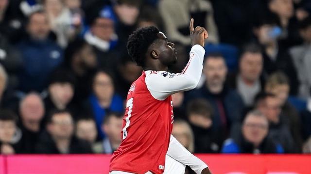 悲喜夜：曼城跌倒枪手吃饱，切尔西4-1维拉，曼联造95年耻辱纪录