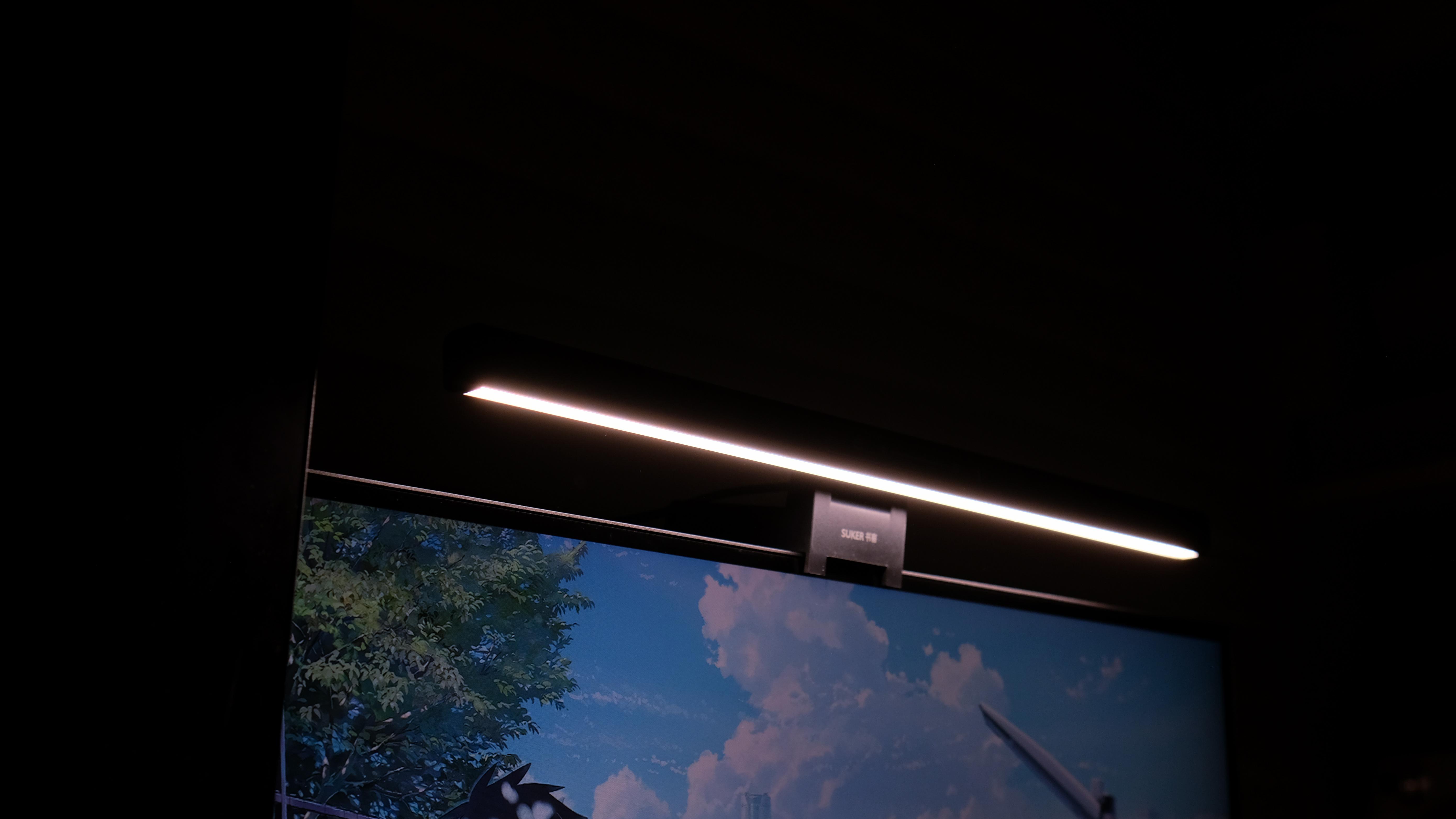 我终于找到了不踩坑的屏幕挂灯｜书客 SKR2 深度体验