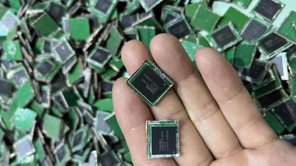 内存巨头预计全球DRAM芯片紧缺或将延续至2030年