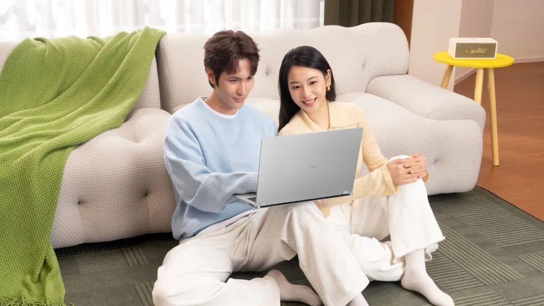 配备AMD锐龙AI 9 H 465移动处理器，618学生党闭眼入华硕无畏Pro14 2026