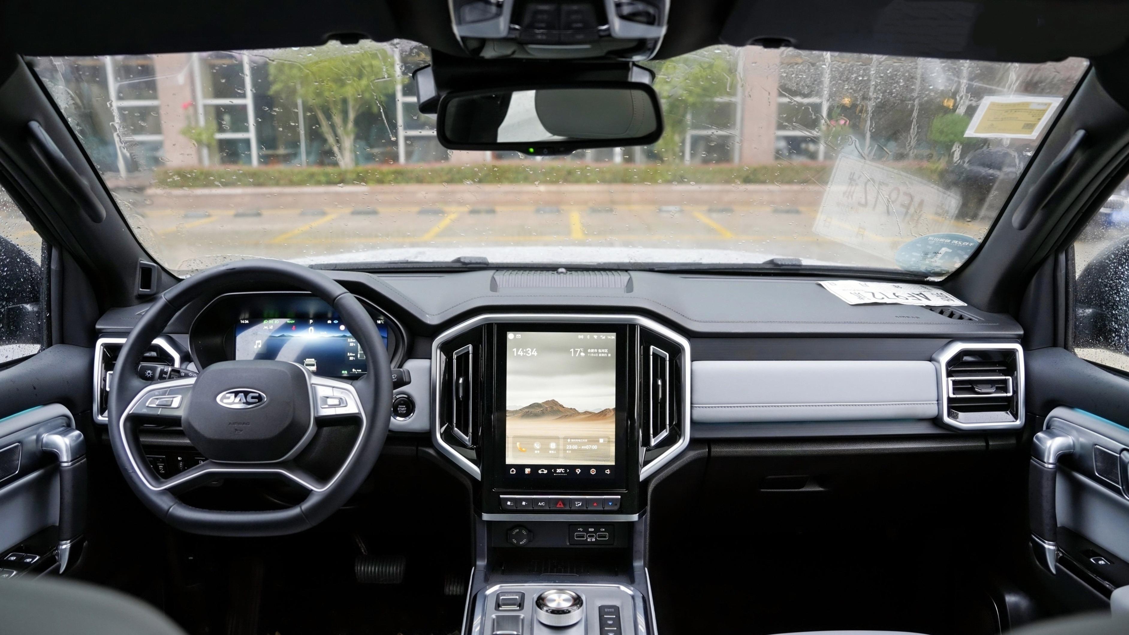 悍途PHEV：行走的200度充电宝，飞手的“移动能源站”