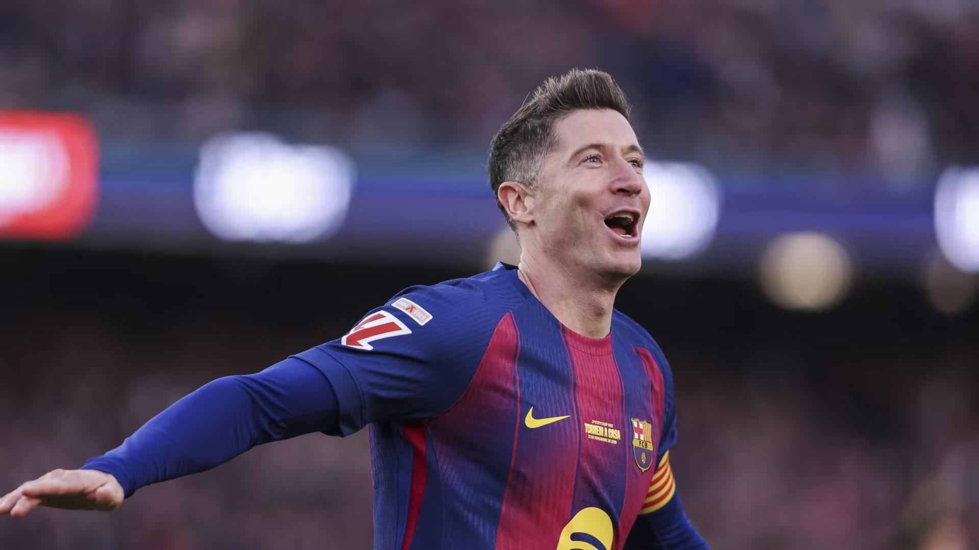 亚马尔闪耀吉达夜空！巴萨3-2险胜皇马，卫冕西超杯荣耀