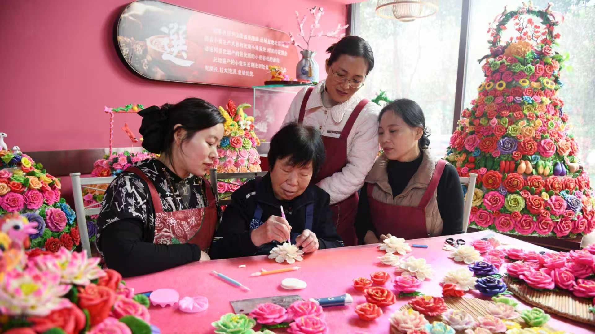 闻喜花馍：亮相中国非遗馆贺马年新春