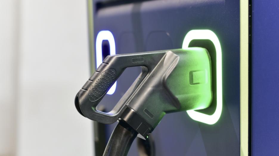 碳化硅（SiC）在电动汽车（EV）和人工智能（AI）数据中心的未来