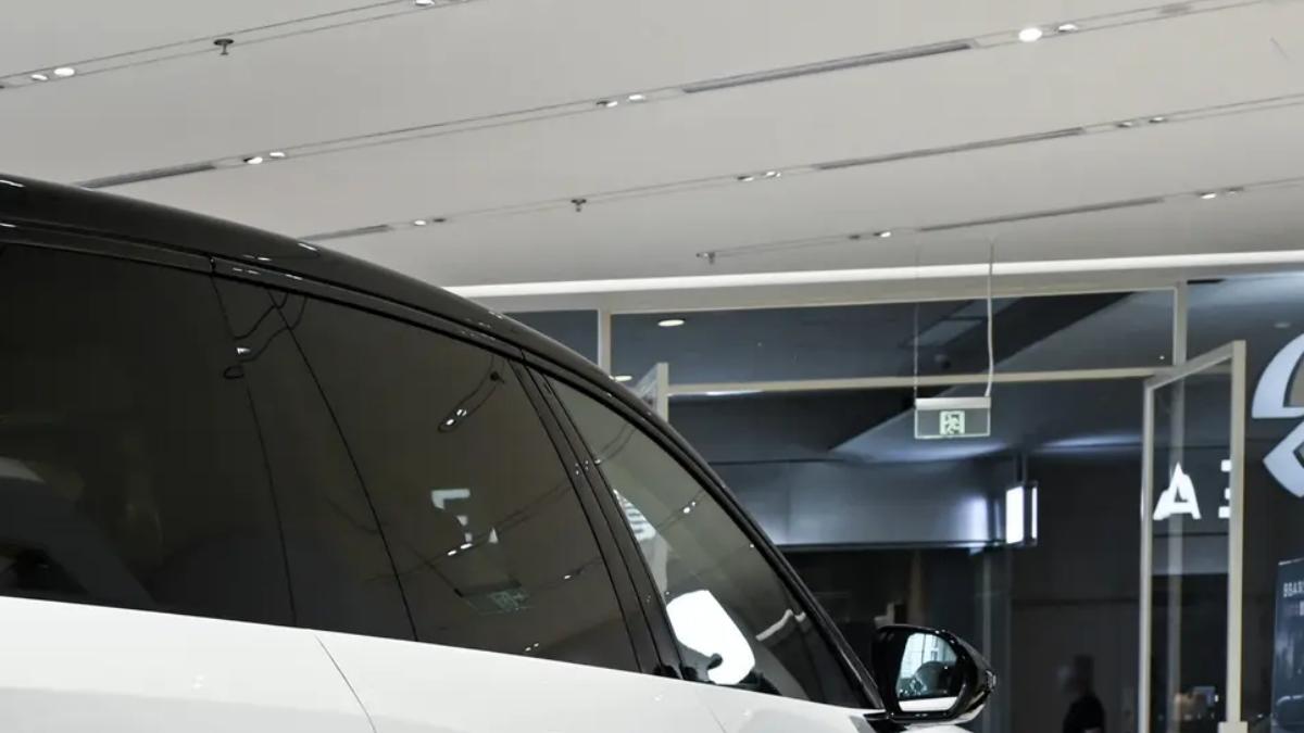 盘点蔚来ES8车上那些良心到极致的功能，很多车主都没发现