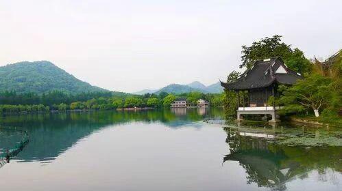 印多为枭与火炎土燥的分析思路