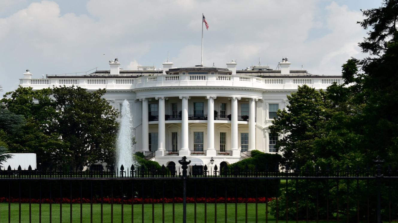 中方迎战，穆利诺自毁国运，长和第一波反击已到，李嘉诚态度坚决